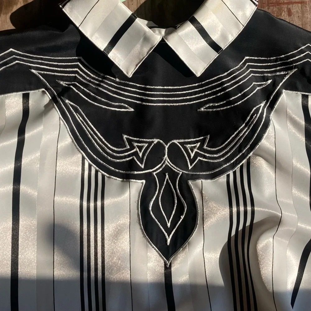 Western Button Up - Picture 6 of 7
